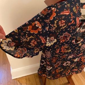 Women's flowy  blouse
